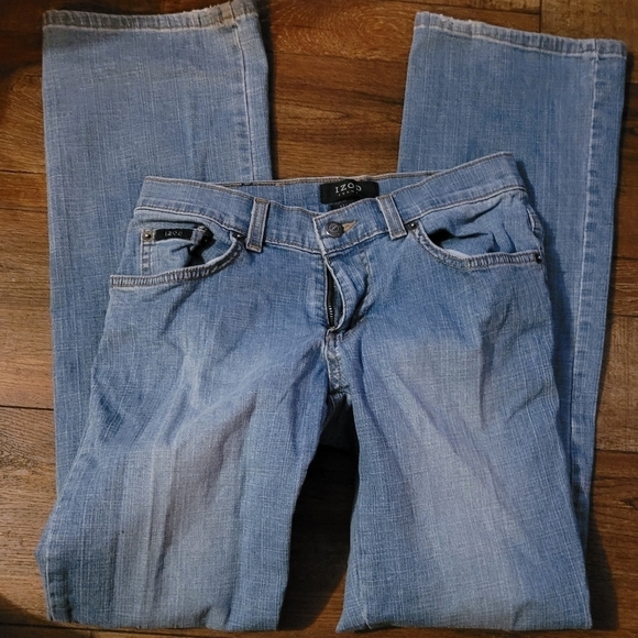 Izod  size 4 - Picture 1 of 4